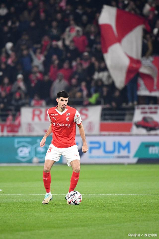 雷火电竞网站-维罗纳客场告捷，卡利亚里近期表现低迷的简单介绍