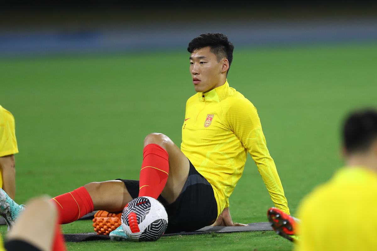 包含巴恩利队在比赛中展现出强大实力，赢得胜利的词条