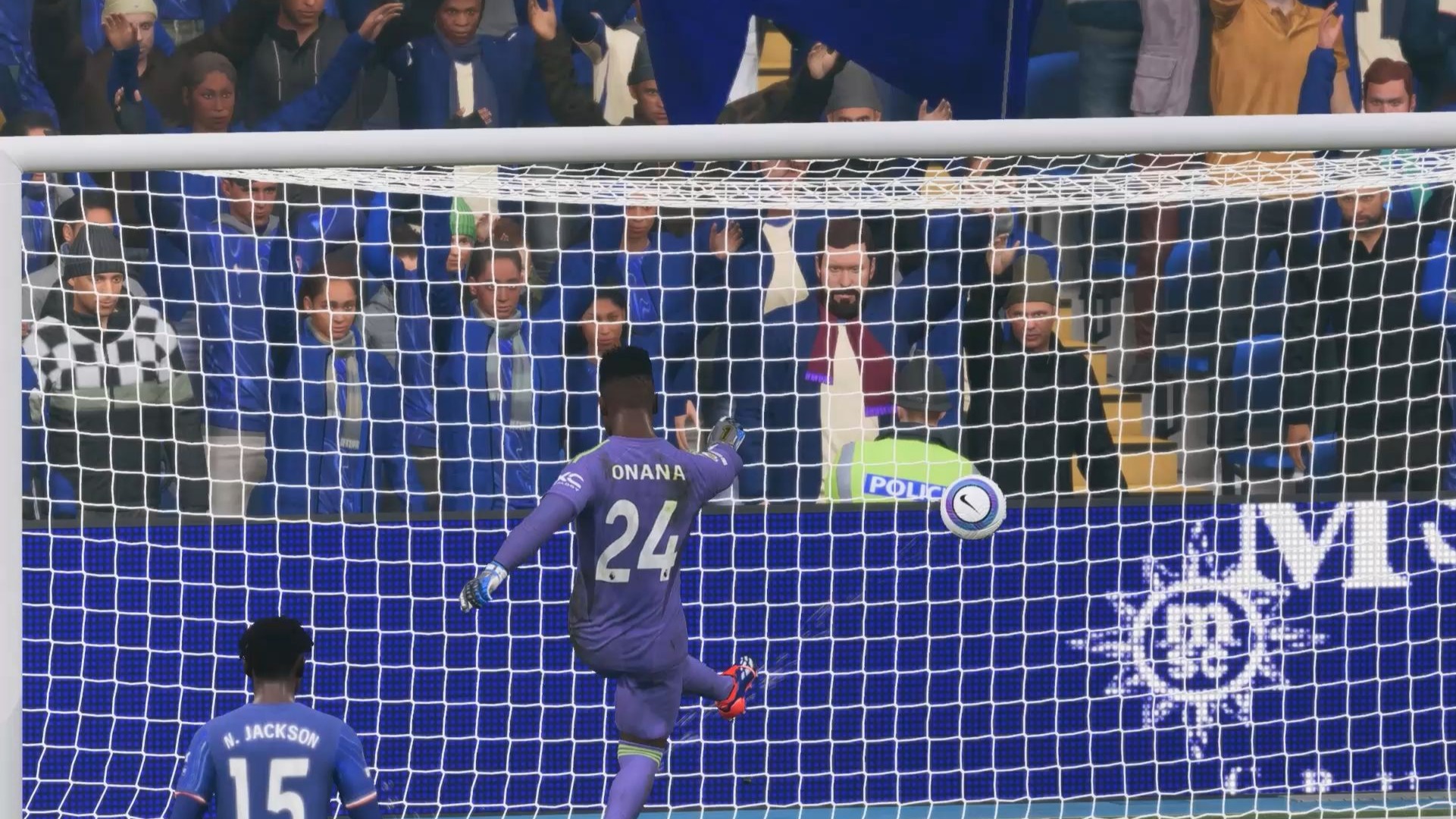 关于罗马前锋独进几球，展现绝佳射术的信息