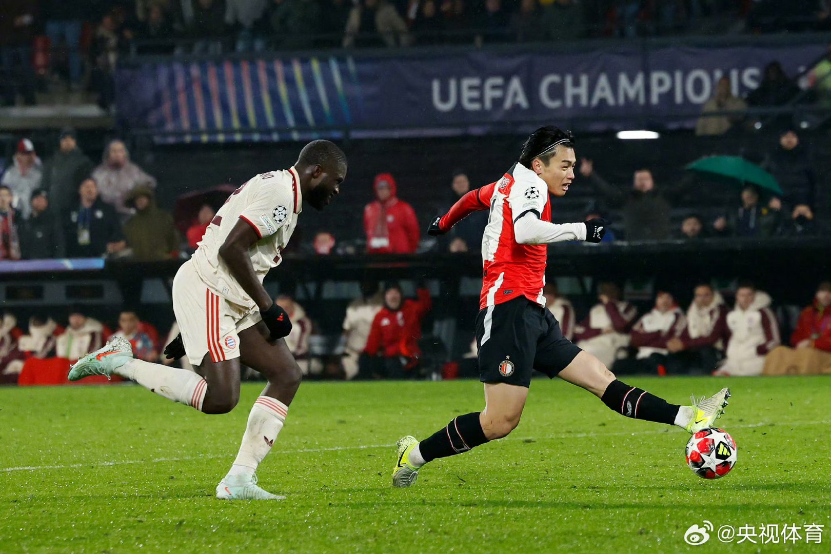 雷火电竞官网-拜仁险胜巴萨，哈兰德统治全场