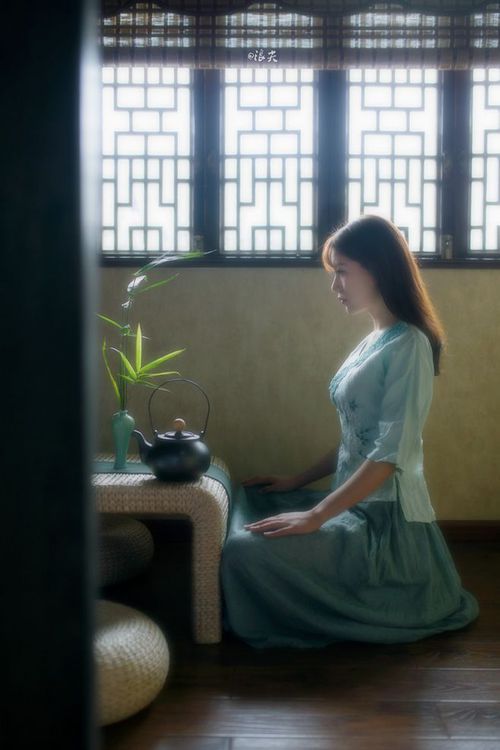 决胜时刻的狂澜，莫兰特一骑绝尘，掘金以险胜黄蜂宣告西决之旅的最后一公里