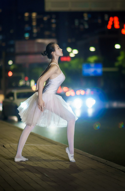 时空交错之战，CBA浙江队如何让NBA尼克斯惊出一身冷汗？