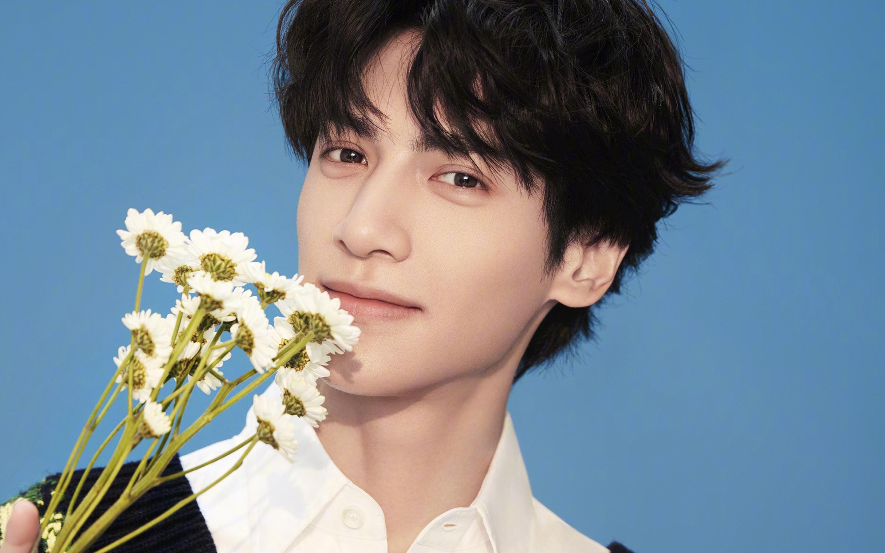 节奏的艺术，当喀麦隆的鼓点扰乱法国战舞，三笘薰的呼吸决定东京之夜