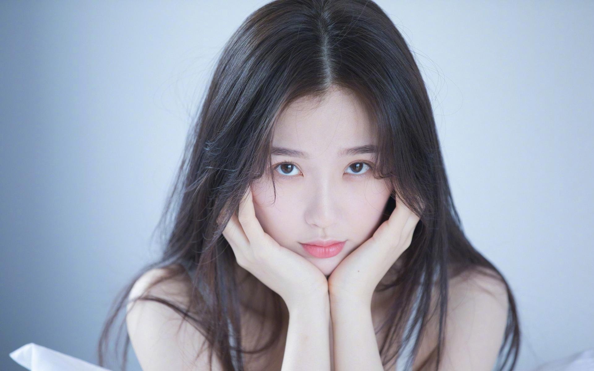 雷火电竞合作-诸神黄昏中，厄德高的黎明乐章，巴萨掀翻黄潜的战术启示